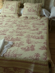 le boutis toile de jouy rose et sa taie