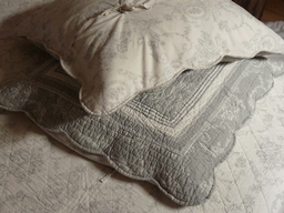 couvre lit boutis louis XVI